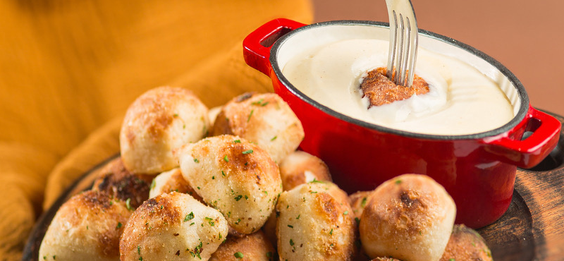 Анжолетти фондю с сыром